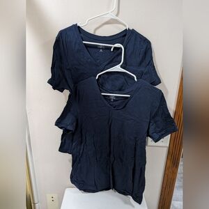 Set Of 2 Women's Large T-shirts